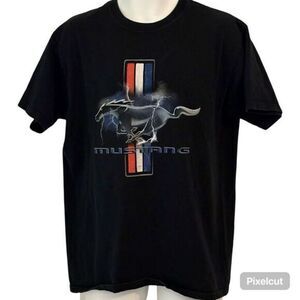 Vintage Anvil Mustang Black T-shirt. Size Large